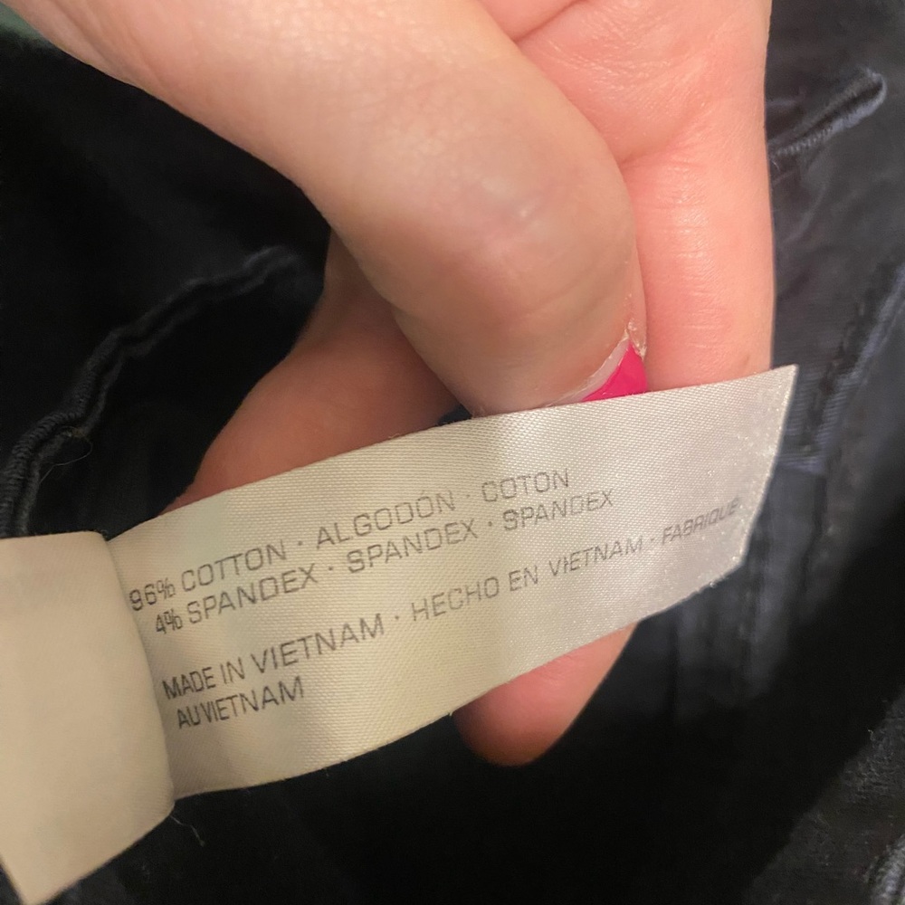 Unionbay Women's Black Shorts - Picture 5 of 5